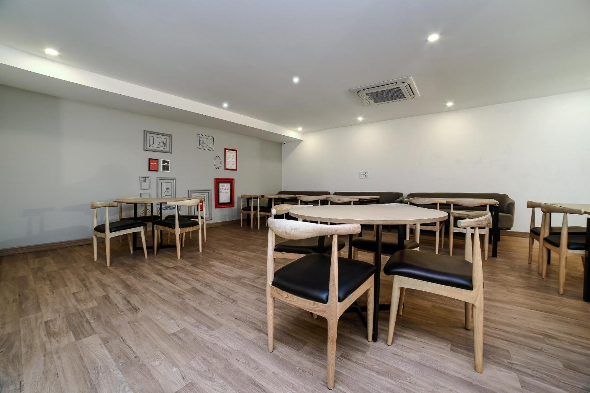 Townhouse Sohna Road 2 Hotel Gurgáon Kültér fotó