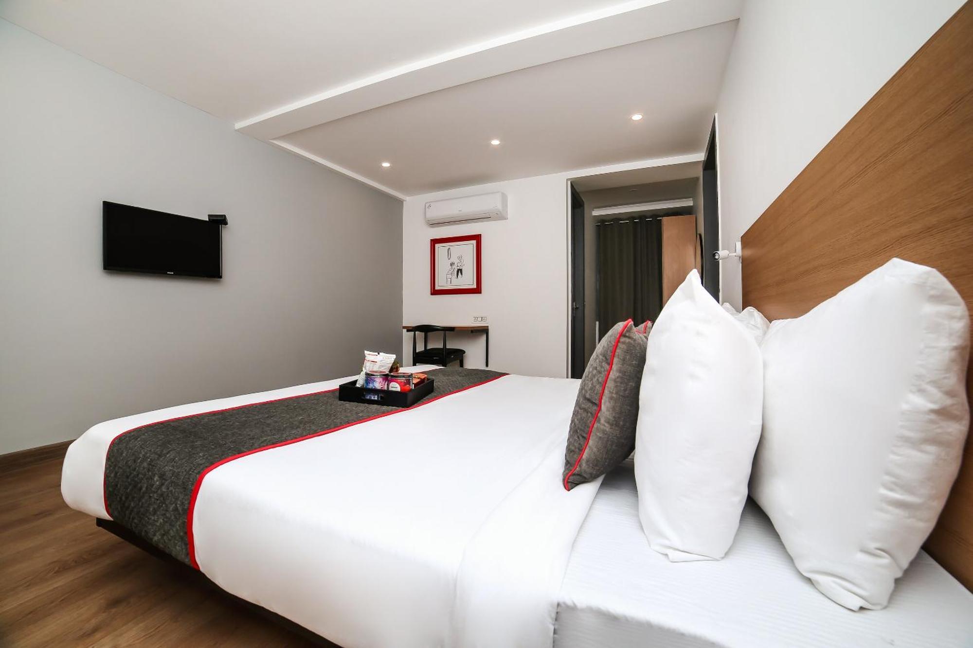 Townhouse Sohna Road 2 Hotel Gurgáon Kültér fotó